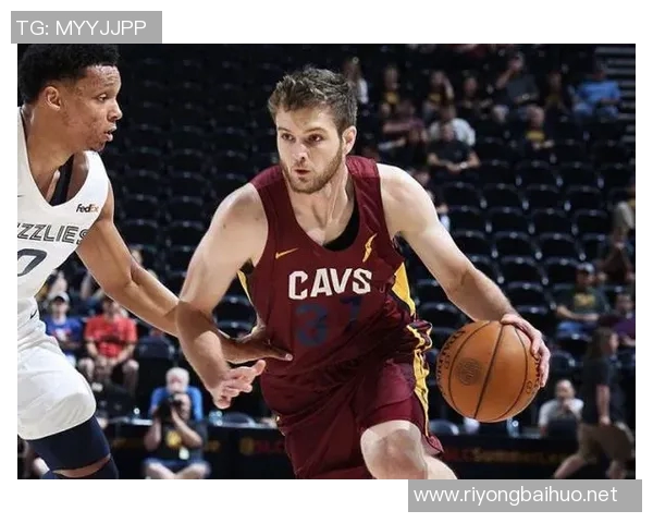 原帅：我们多多少少都有些伤病 会尽全力帮助球队争取最好成绩